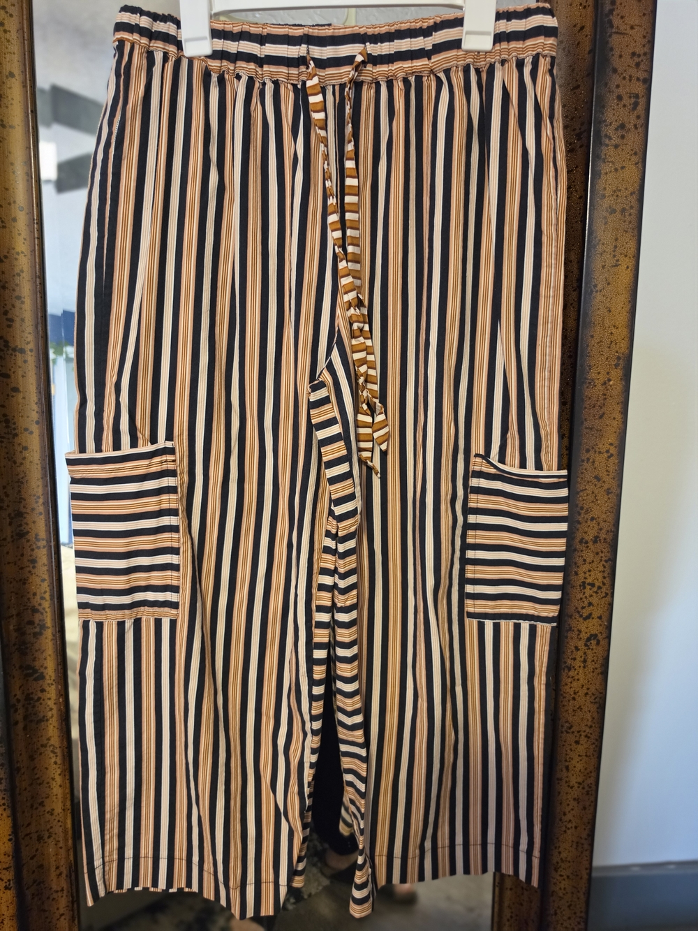 Amazon Black and Tan Striped Wide-Leg Trousers